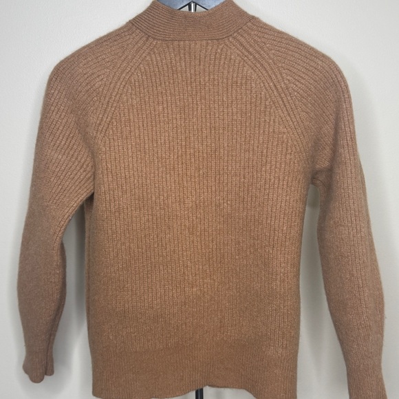 100% wool Everlane Women's Camel Cardigan Sweater - Picture 13 of 16